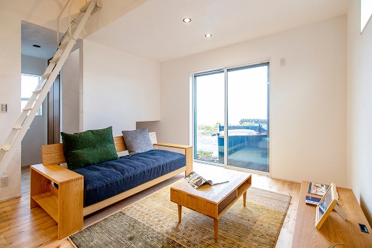 開放感と遊び心を両立